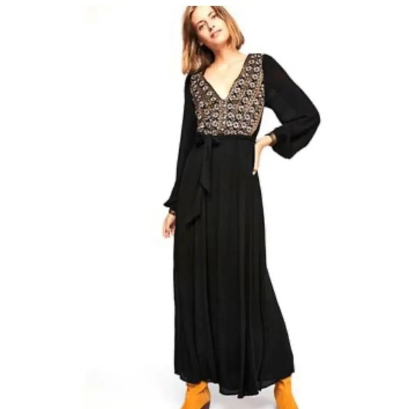 Free People Womens Hearts Desire Embroidered Midi Dress Black Size Medium NWT - Picture 1 of 11